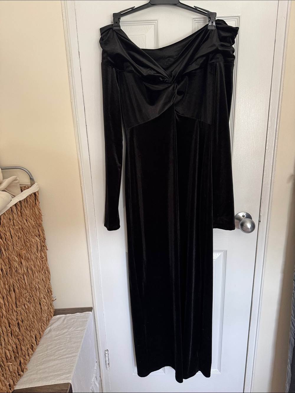 Old Navy Black Velvet Long-Sleeve Maxi Dress